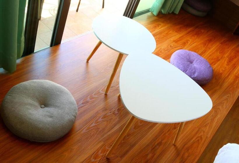 اتاق استاندارد چهار تخته, Mulin B&b