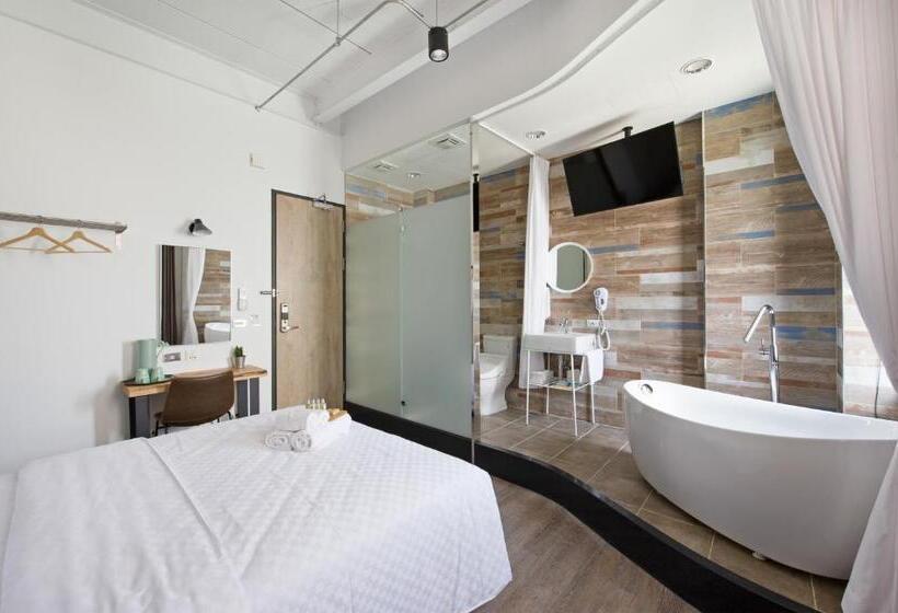 اتاق لوکس, Ox Suites