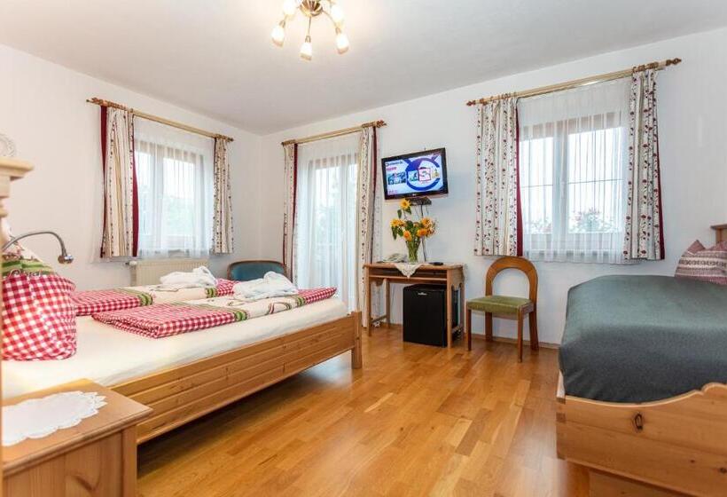 חדר סטנדרט עם מרפסת, Pension Lackenbauer