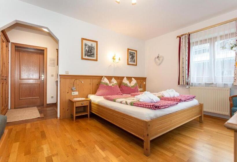 스탠다드 발코니 룸, Pension Lackenbauer