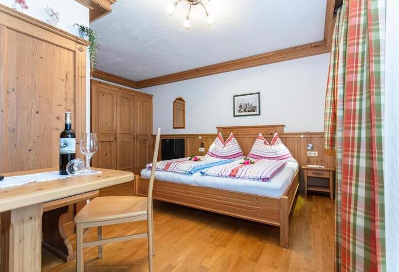 חדר סטנדרט נוף להרים, Pension Lackenbauer