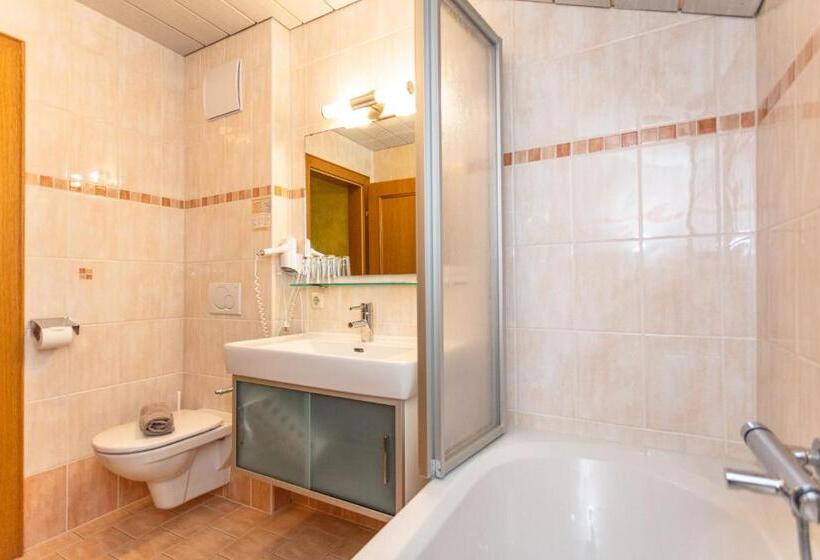 스탠다드 룸, Pension Lackenbauer