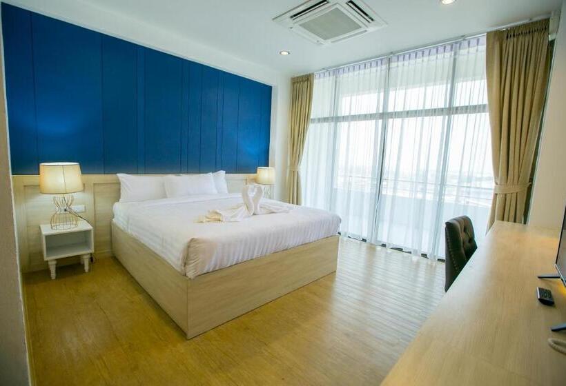 Номер Superior, Phrae Nakara