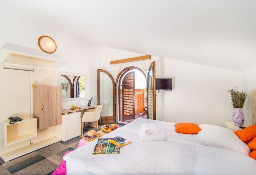 스탠다드 트리플 룸, Apartments And Rooms With Wifi Vrsar, Porec   3007