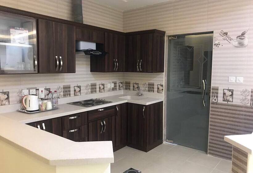 شقة غرفتين مطلة على البحر, Ashbilia Suites