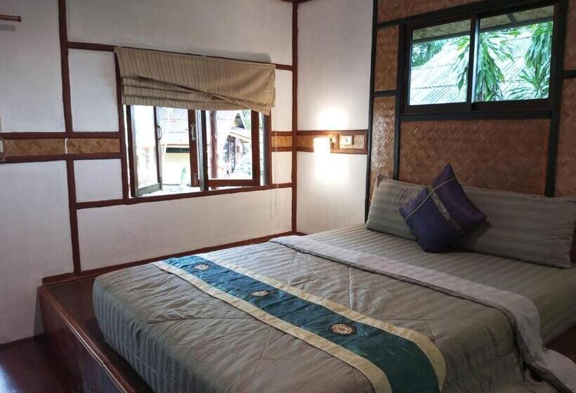 بنجلو ديلوكس, Faye Orchid Garden Resort