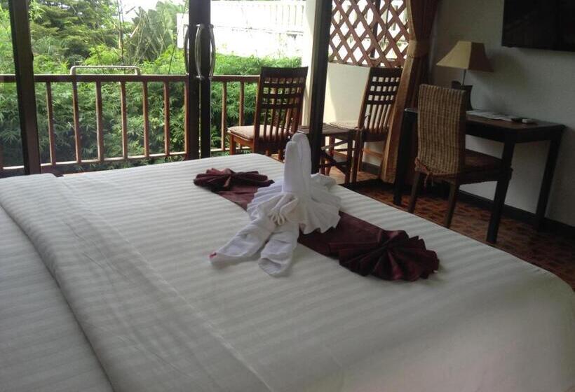 بنجلو ديلوكس, Faye Orchid Garden Resort