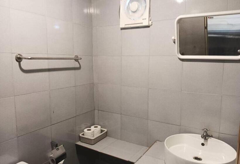 بنجلو قياسى, Faye Orchid Garden Resort