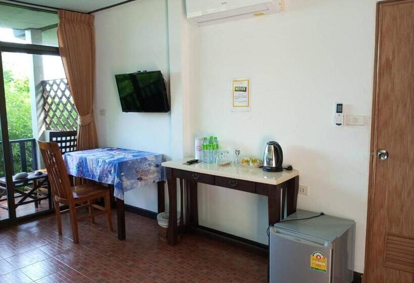 غرفة قياسية رباعية مطلة على الحديقة, Faye Orchid Garden Resort