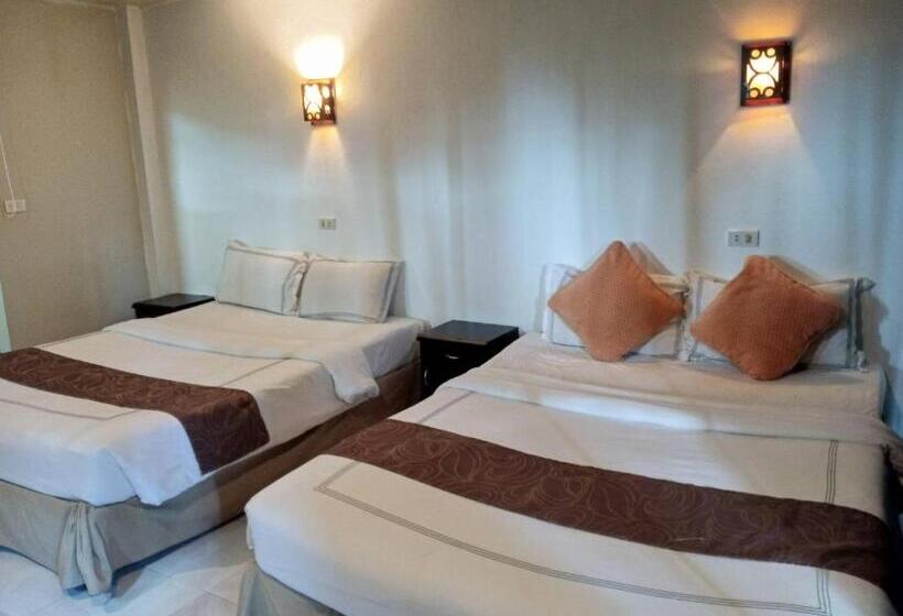 غرفة ديلوكس رباعية, Faye Orchid Garden Resort