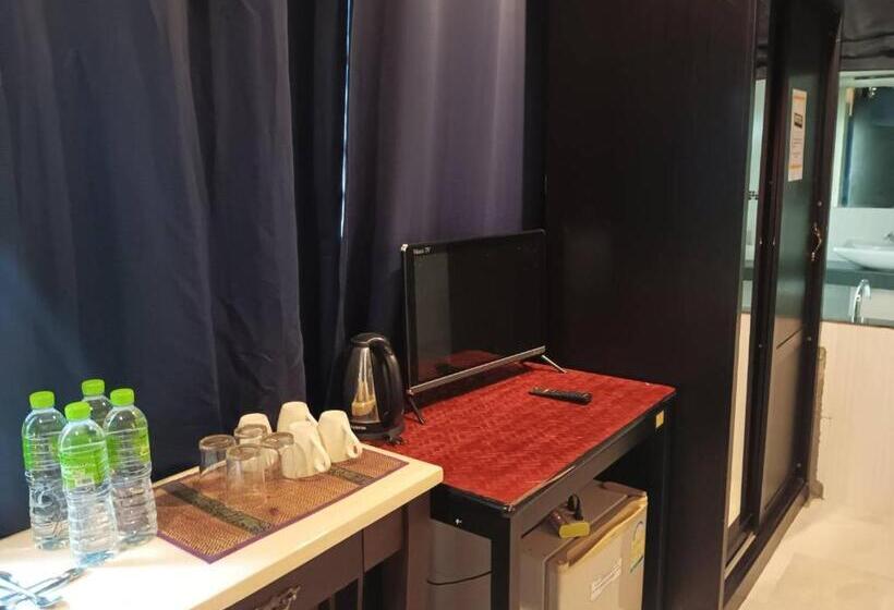 غرفة ديلوكس رباعية, Faye Orchid Garden Resort