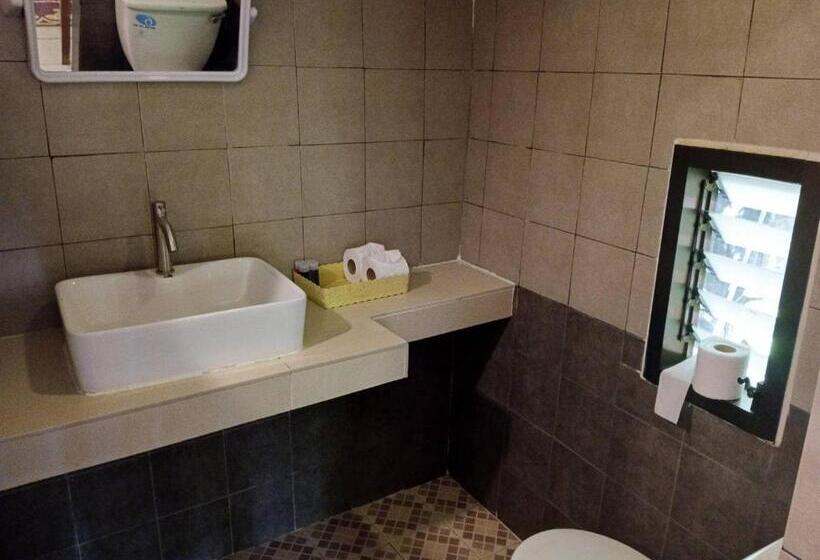 بنجلو قياسى, Faye Orchid Garden Resort