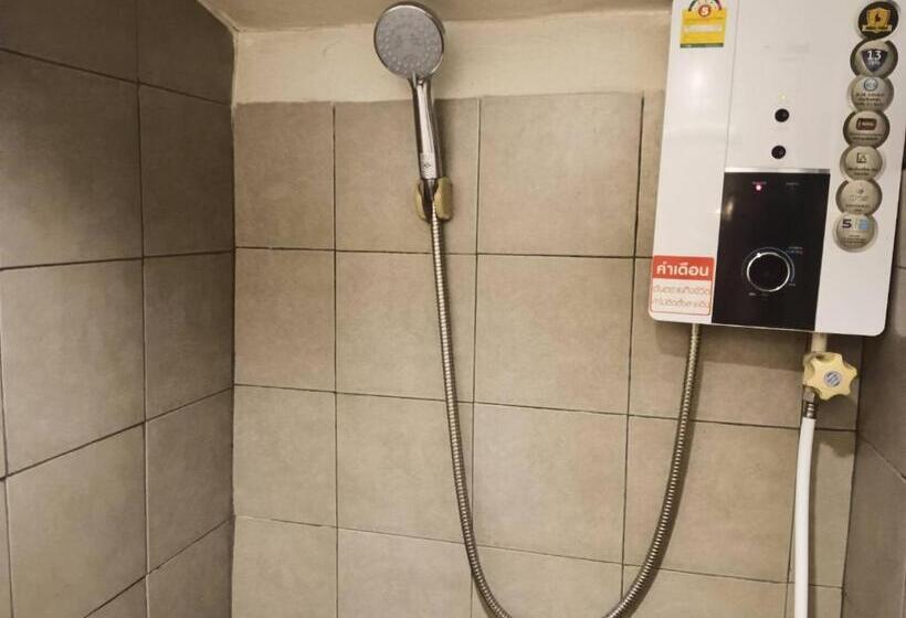 بنجلو قياسى, Faye Orchid Garden Resort