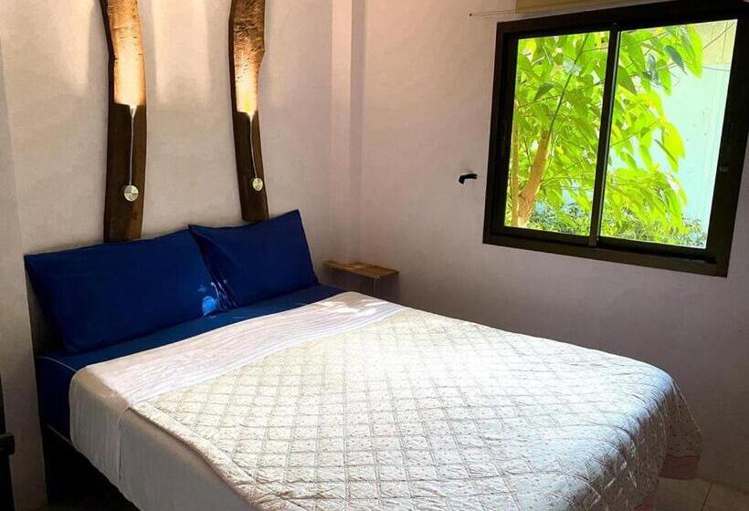 バンガロープールビュー, Kamrai Resort