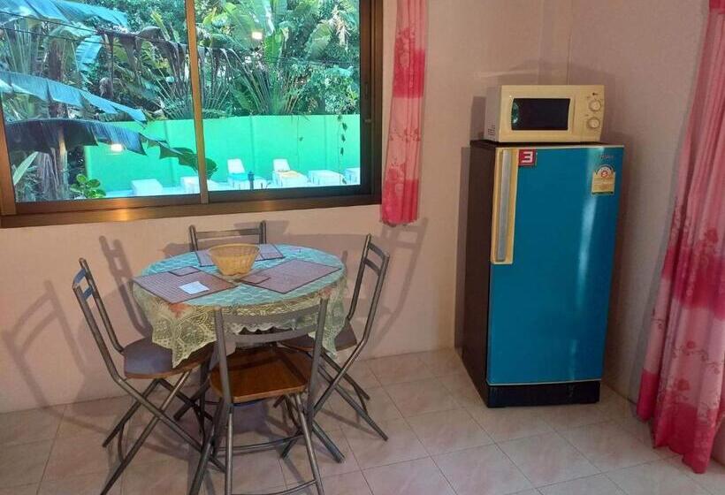 バンガロープールビュー, Kamrai Resort