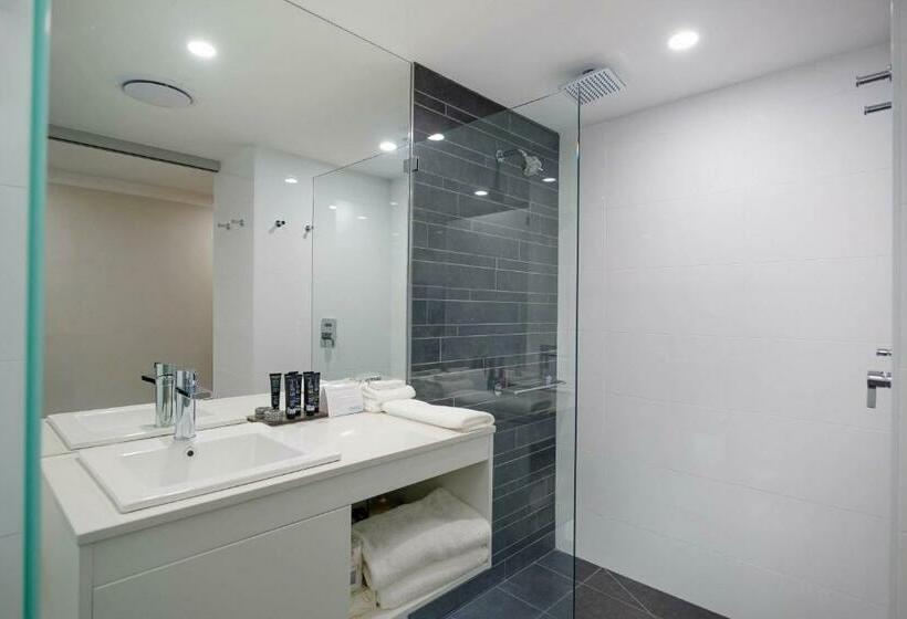 استودیوی لوکس, Mantra Albury