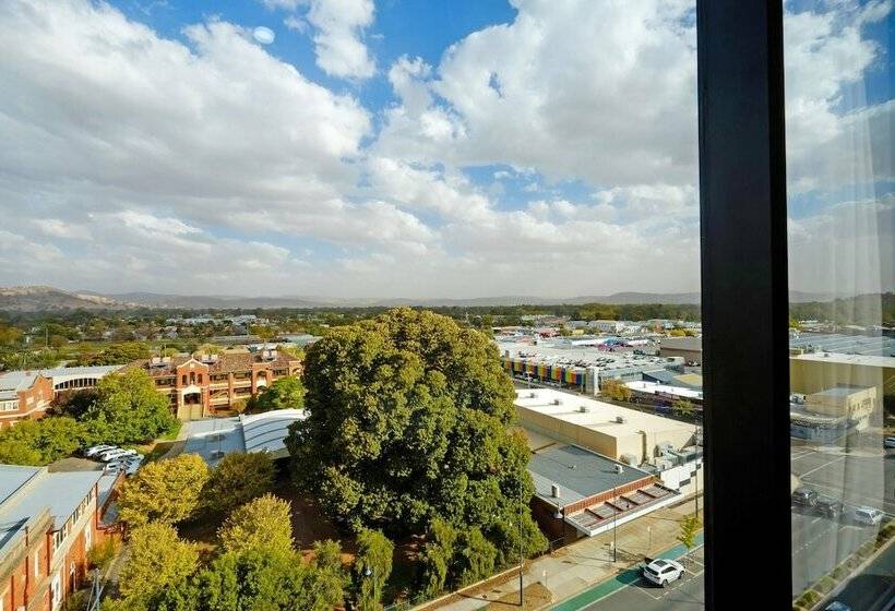 استودیوی لوکس, Mantra Albury