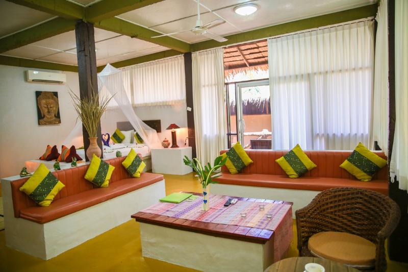 استودیوی لوکس, Mantra Albury