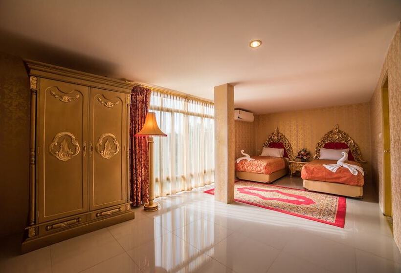 Suite Familiar, Nakaraj Princess Chiang Rai  Walking Street