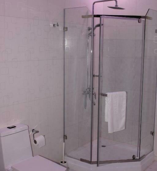 סוויטה, Refal Homes