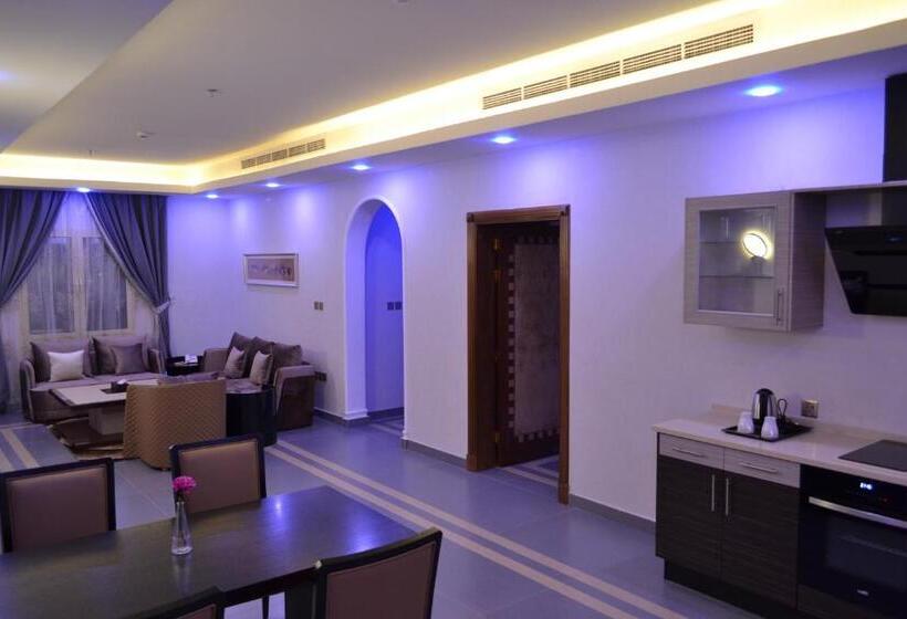 סוויטה מלכותית, Refal Homes