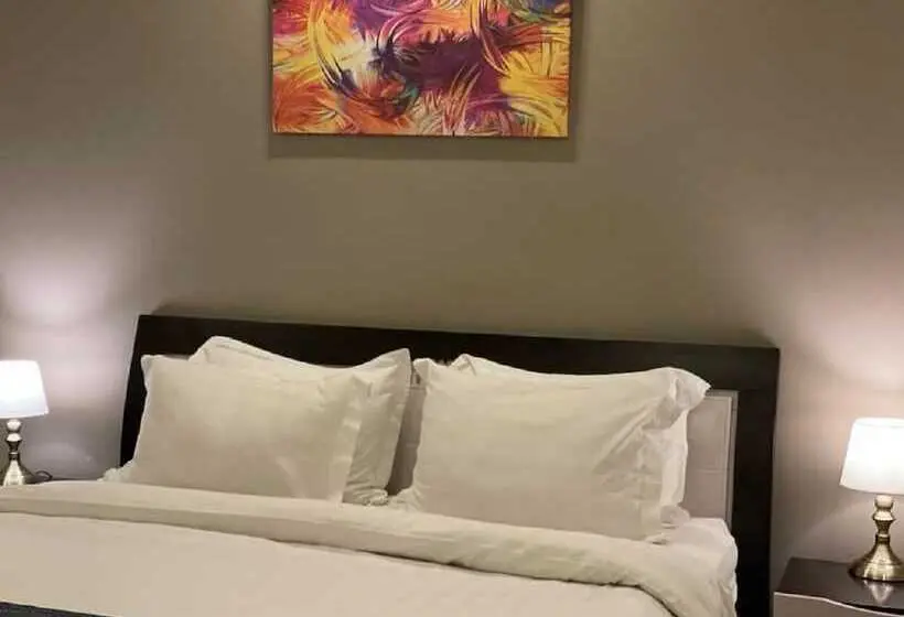 Deluxe-sviitti 2 Makuuhuonetta, Remaz Suites