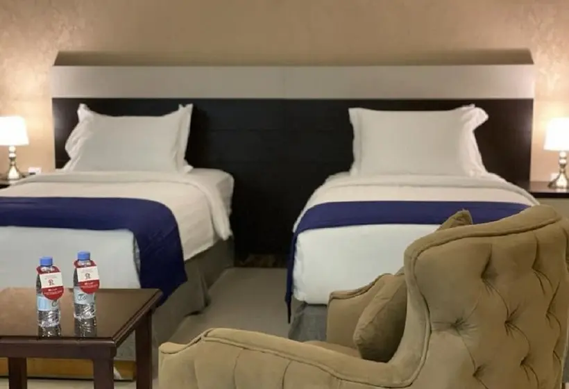 Deluxe-sviitti 2 Makuuhuonetta, Remaz Suites