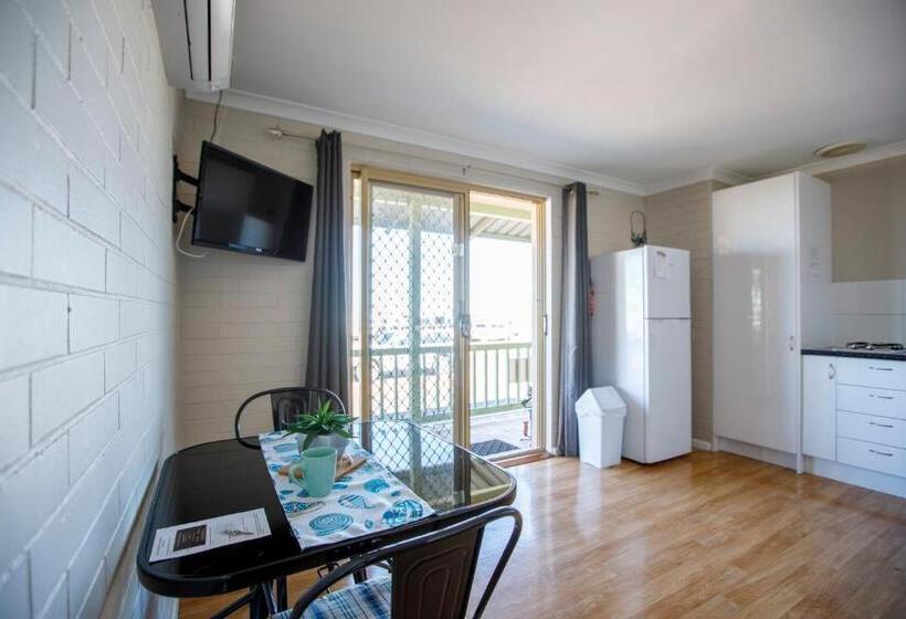 آپارتمان 1 خوابه با چشمانداز دریا, Shark Bay Seafront Apartments