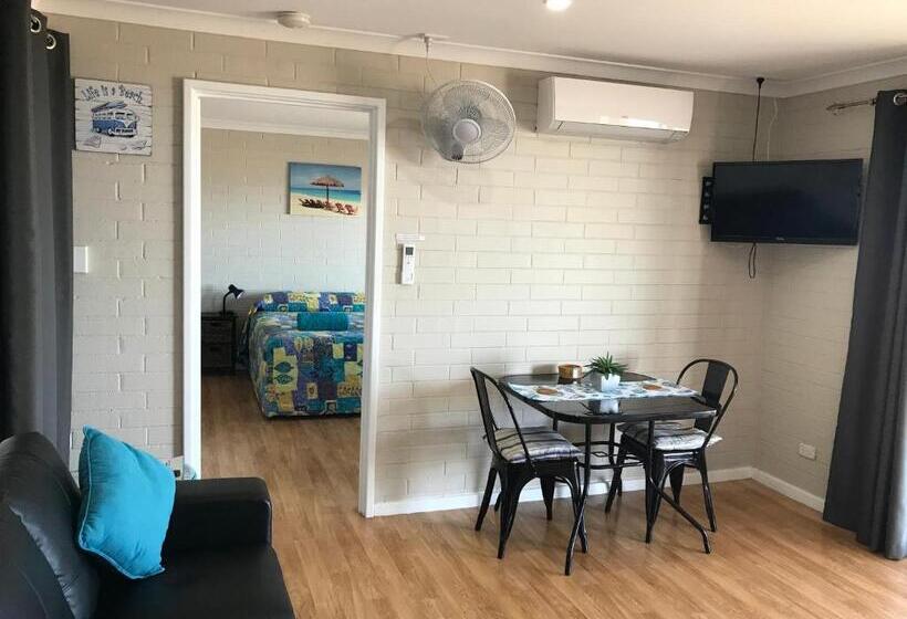 침실 1개 바다 전망 아파트, Shark Bay Seafront Apartments