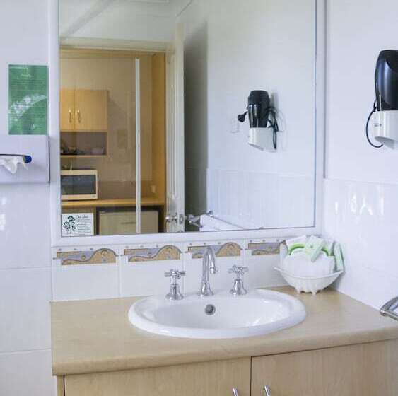 חדר סטנדרט לשלושה, Tenterfield Tavern And Motor Inn