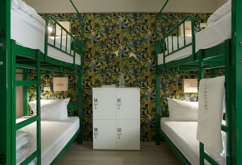 Кровать в Общей Комнате, The Habitat Koh Chang