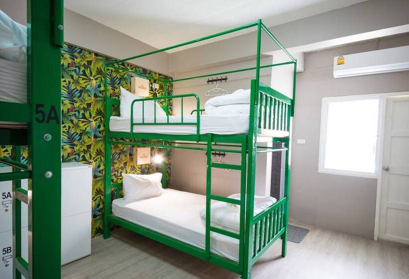 Кровать в Общей Комнате, The Habitat Koh Chang