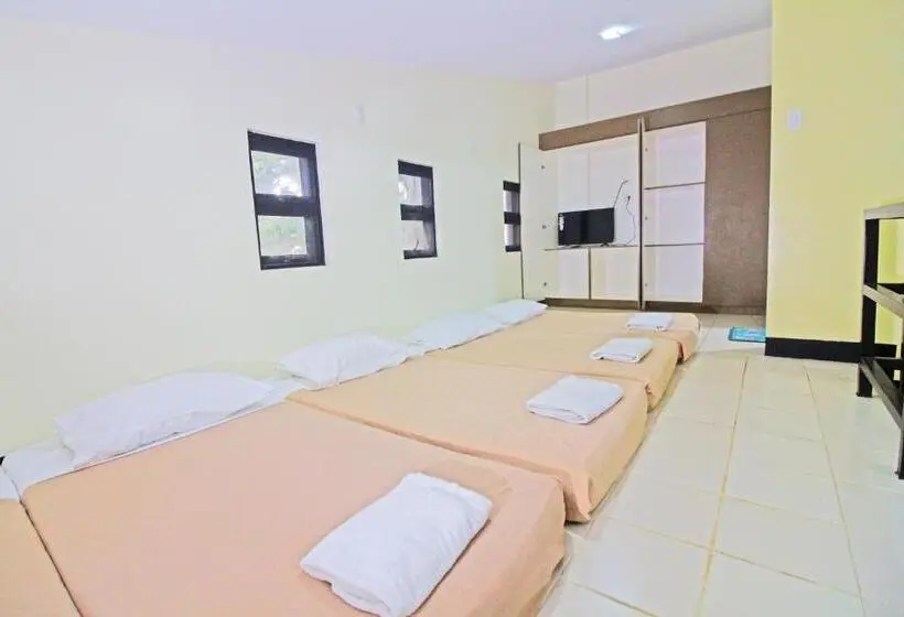 ドゥプレックスルーム, Caliraya Resort Club