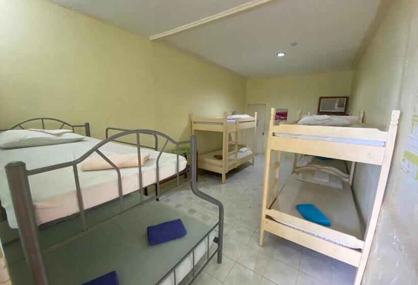 חדר משפחתי, Camiguin Island Golden Sunset Beach Club