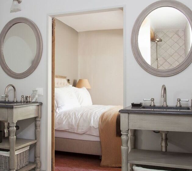 Люкс Повышенной Комфортности, Domaine Les Martins   Gordes