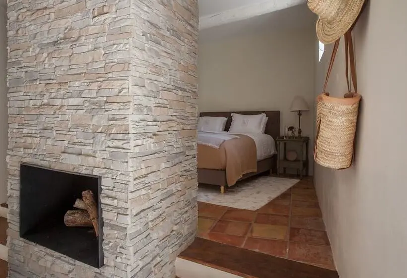 سوییت لوکس, Domaine Les Martins   Gordes
