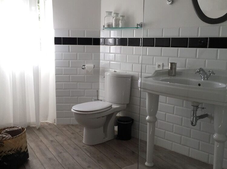 Номер Стандарт, Domaine Les Martins   Gordes