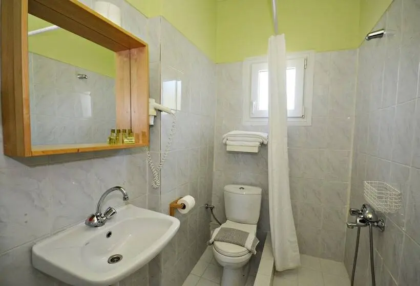 اتاق استاندارد با چشم‌انداز دریاچه, Guesthouse Vissinokipos   Biker Friendly   Motorrad