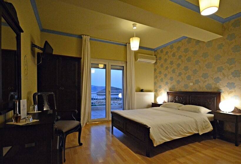 غرفة قياسية مطلّة علي البحيرة, Guesthouse Vissinokipos   Biker Friendly   Motorrad
