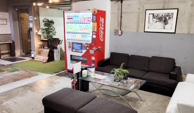 Дом 4 Спальни, Hakone Guesthouse Gaku