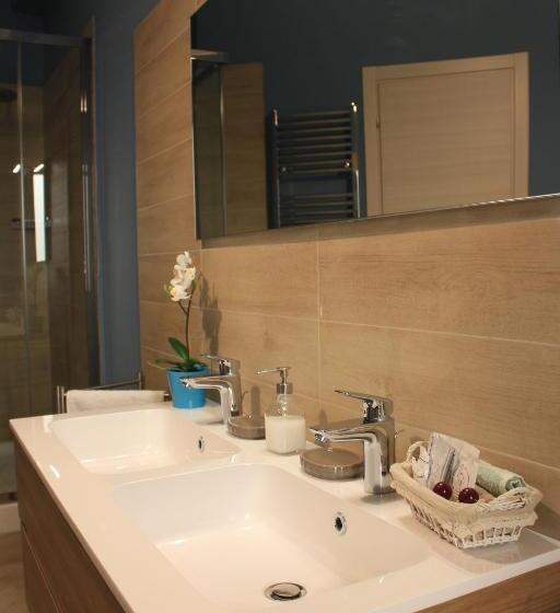 Полулюкс с Балконом, L Alba Sui Templi