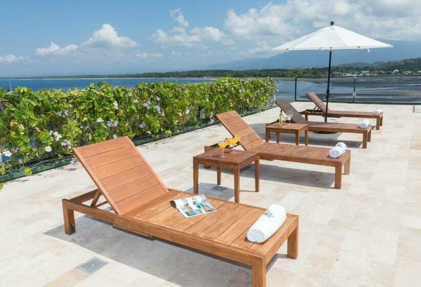 スリーベッドルーム　ヴィラ, Marina Pez Vela Villas