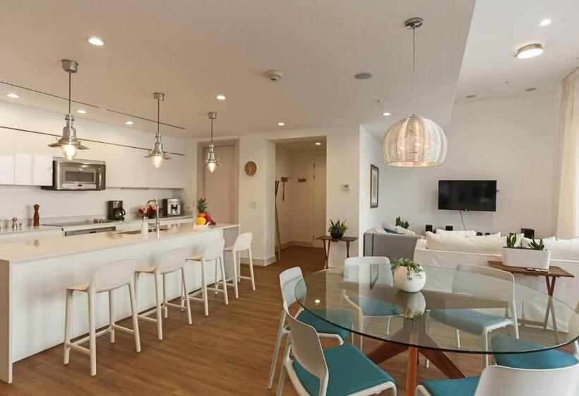 スリーベッドルーム　ヴィラ, Marina Pez Vela Villas