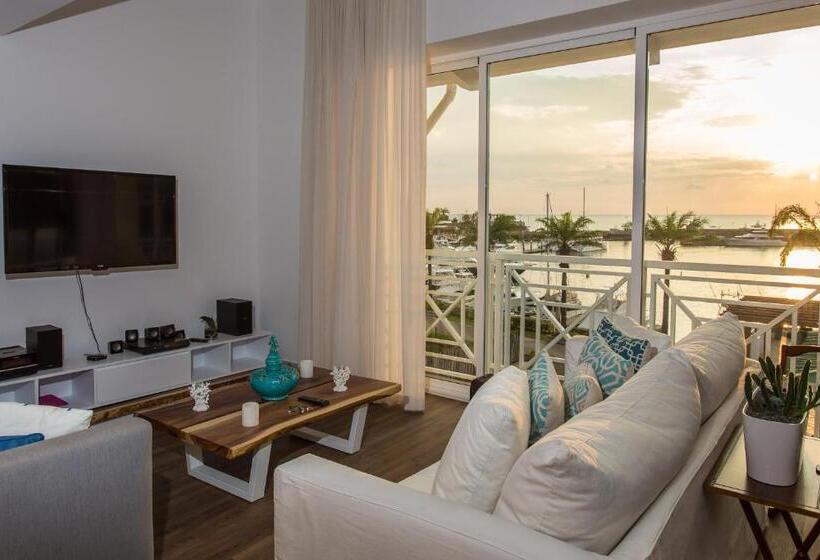 スリーベッドルーム　ヴィラ, Marina Pez Vela Villas