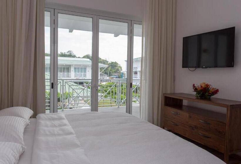 ツーベッドルーム　ヴィラ, Marina Pez Vela Villas