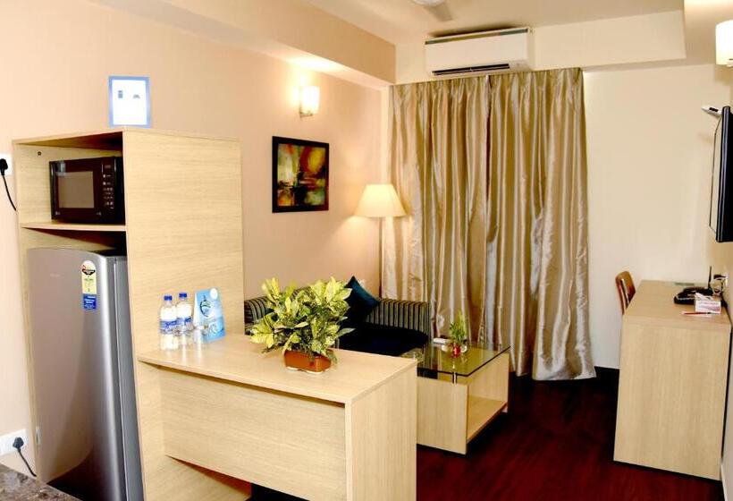 デラックススイート, Starlit Suites Neemrana