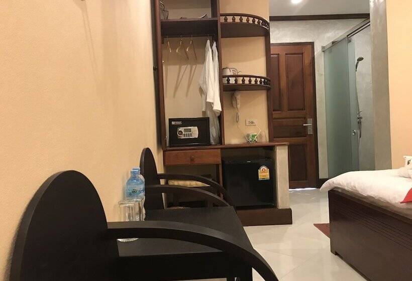 غرفة ديلوكس ثلاثية, Jasmine Luang Prabang