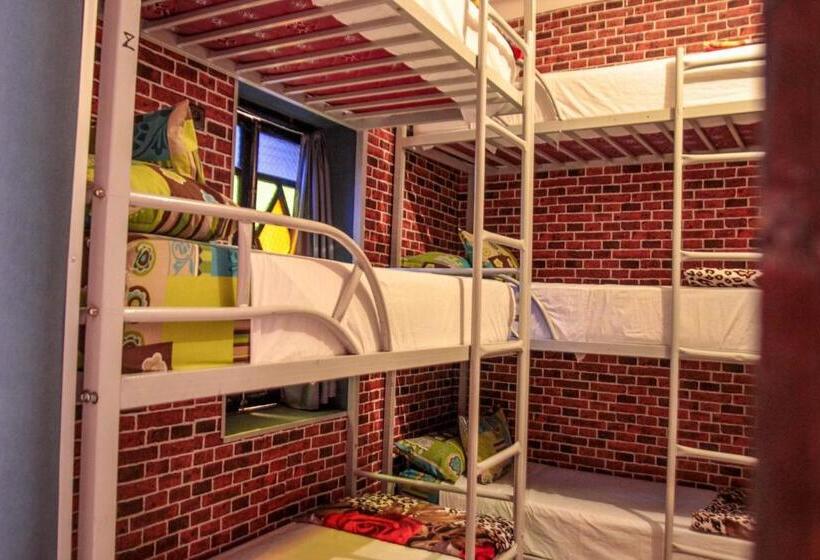 Bed in Shared Room, Kasbah Red Castel Hostel