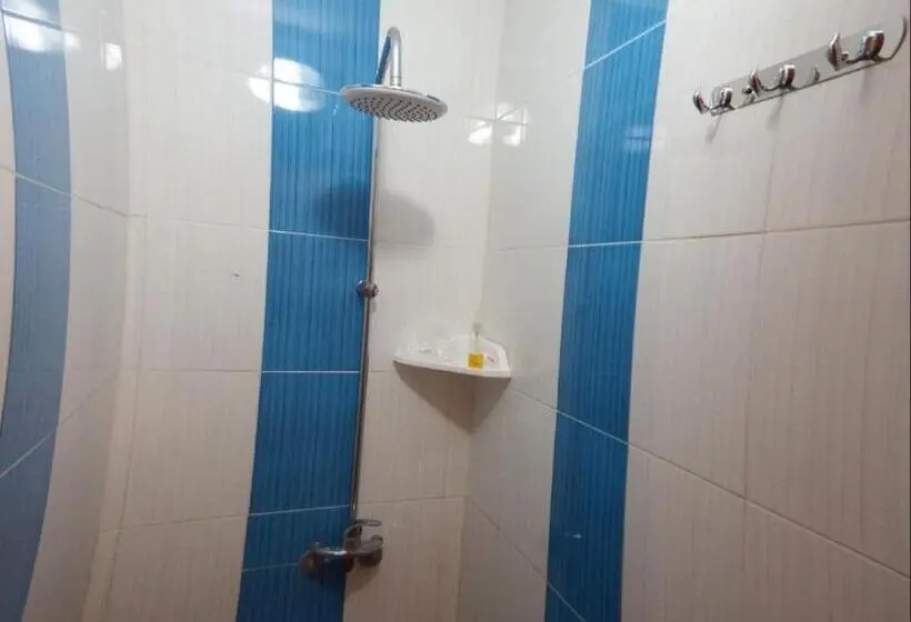 اتاق استاندارد چهار تخته, Kasbah Red Castel Hostel