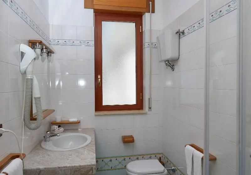 اتاق سوپریور با چشمانداز دریا, La Castellana